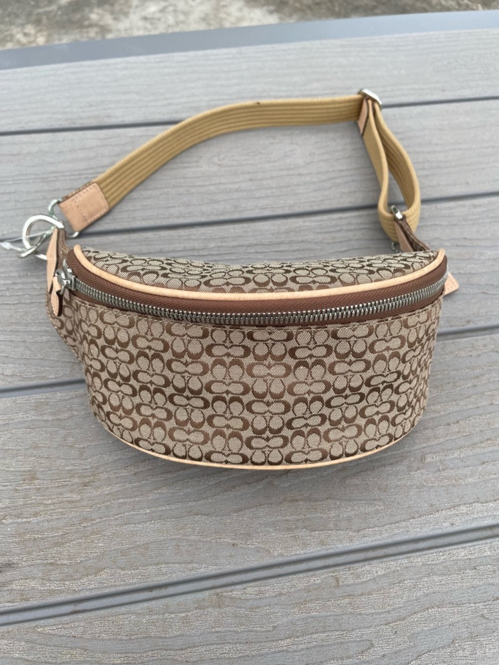 Coach Signature Print Belt Bag - Beige/Tan